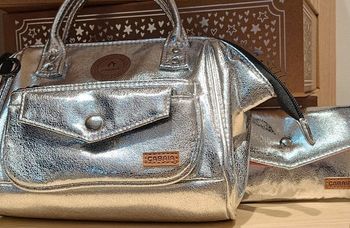 Rare coffret Cabaia Crossbody Small avec son portefeuille Argenté 