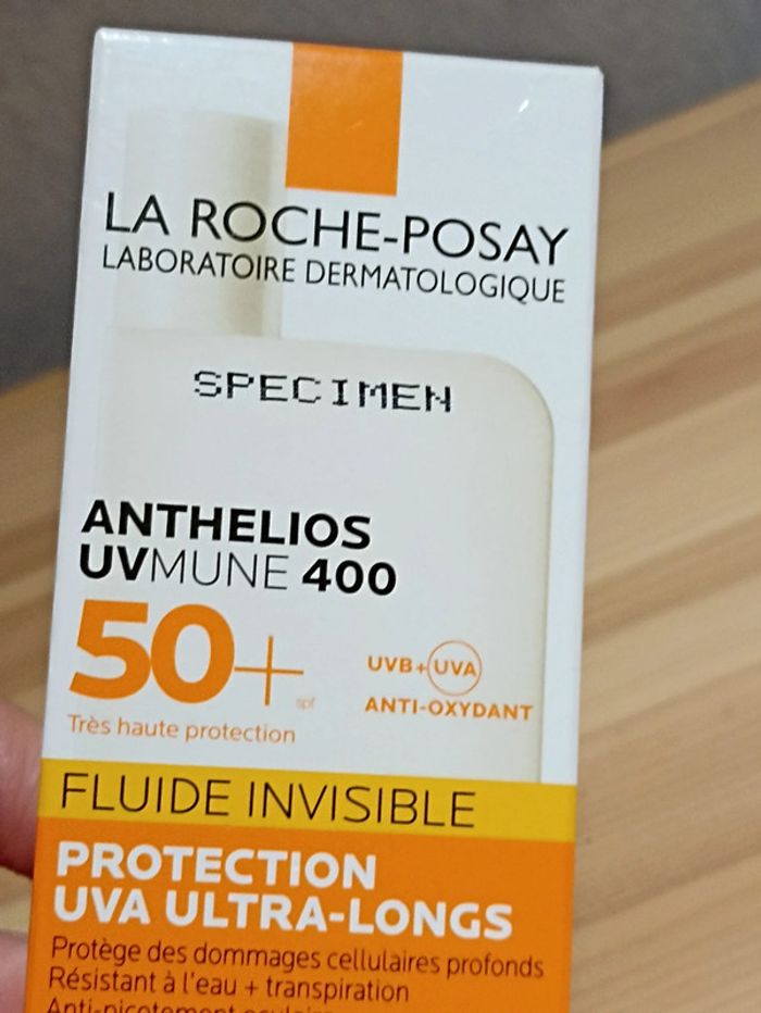 Anthelios uvmune 400 50+ fluide invisible la roche Posay 50ml - photo numéro 3