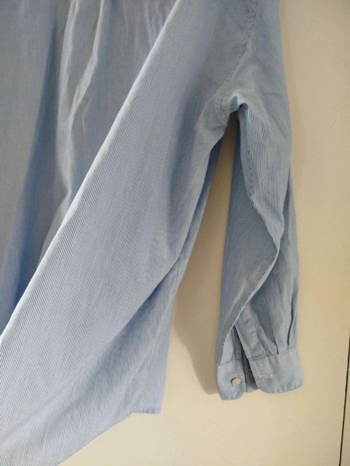 Chemise rayée bleu et blanche New Man taille 40 ou 42 - photo numéro 3