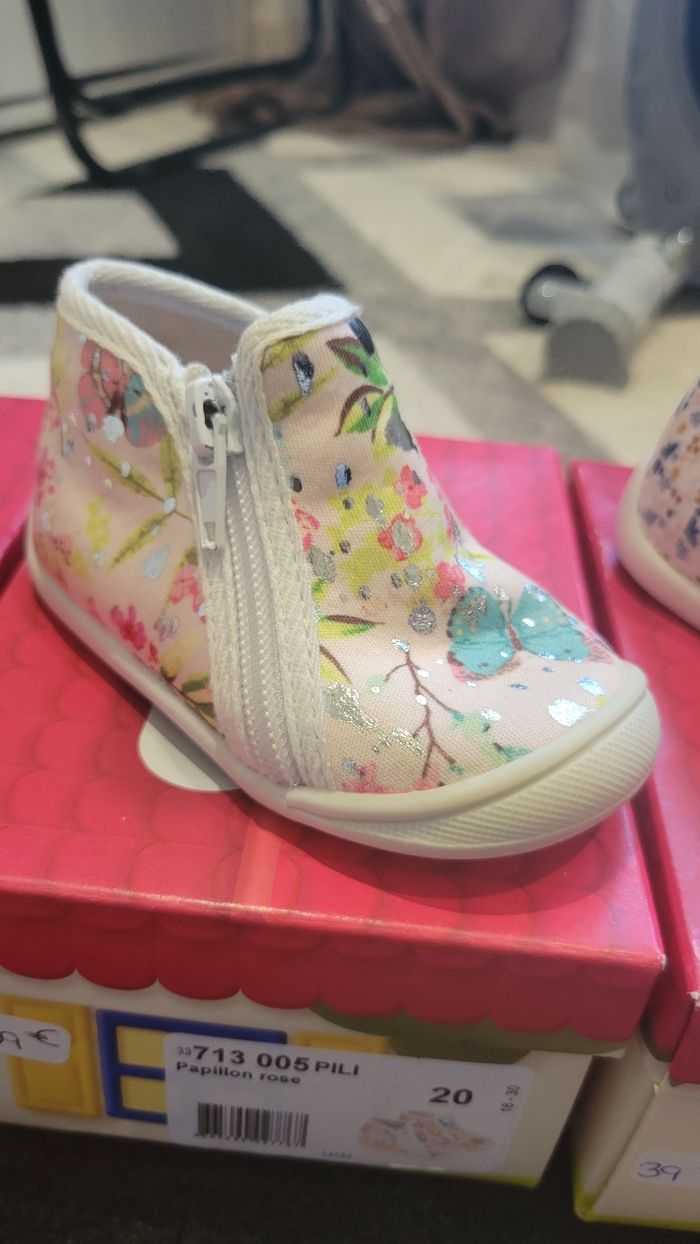 Lot de 3 paires de pantoufles bebe - photo numéro 3