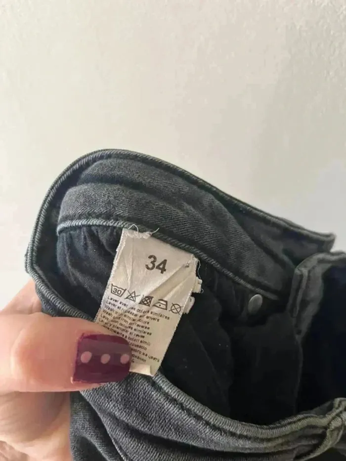 Jean - Taille 34 - photo numéro 5
