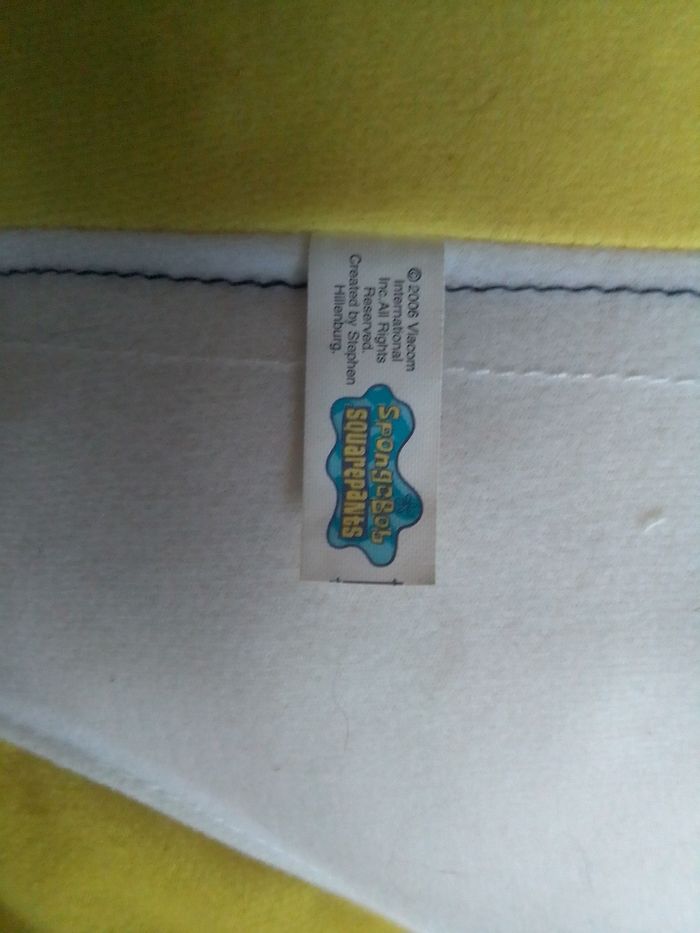 Peluche géante Bob l'éponge - photo numéro 5