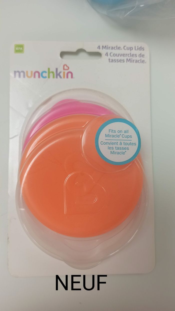 Lot tasse munchkin miracle 360 avec couvercles - photo numéro 4