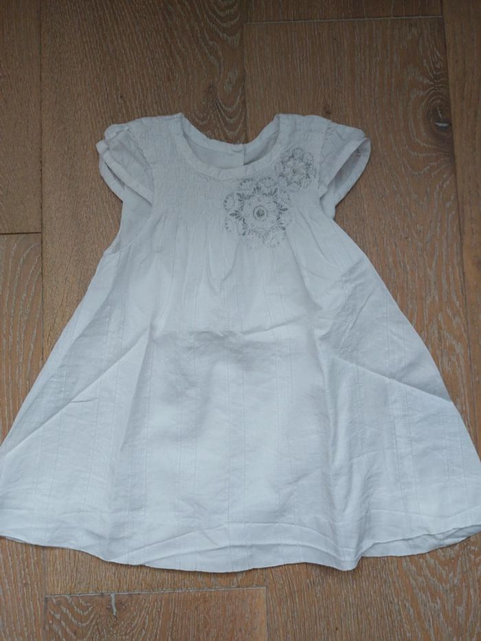 Robe blanche - photo numéro 2