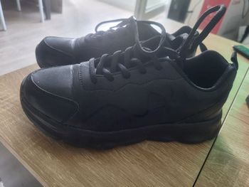 Baskets noires Taille 36