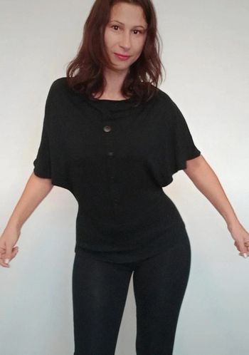 Pull fin noir manches chauve souris TU