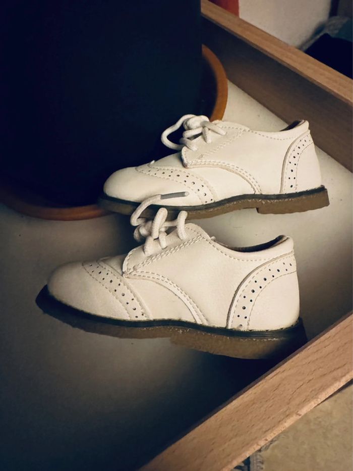 Mocassins blancs 22 - photo numéro 4