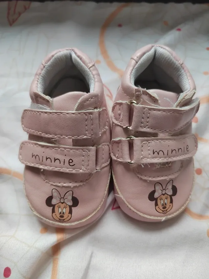 Lot de 5 paires de petites baskets - photo numéro 3