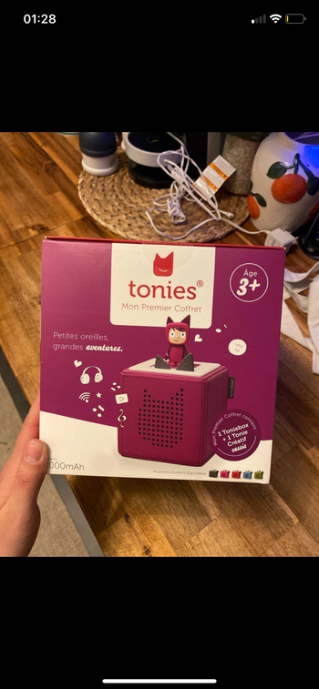 Tonies box neuf violet