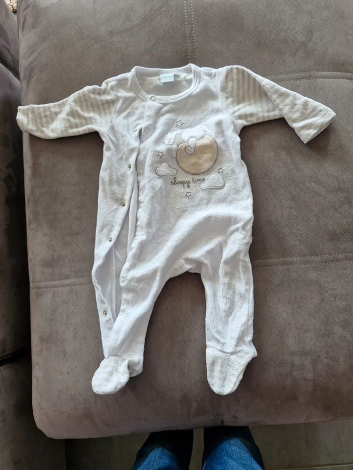 Grenouillère bébé
