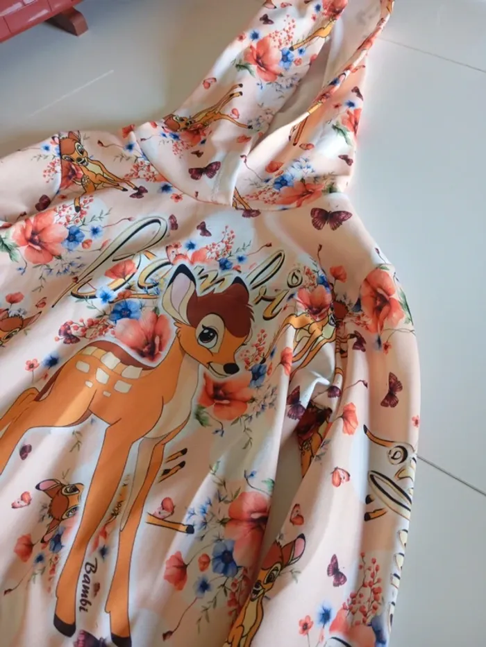 Pull Bambi 8 ans - photo numéro 2