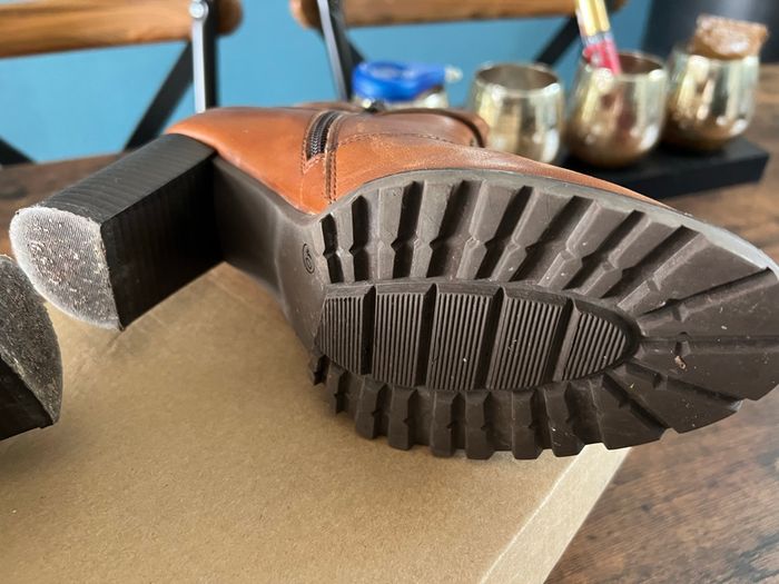 Boots bottines à talon marron en cuir ATELIERS MÉGIS pointure 40 - photo numéro 4
