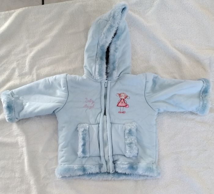 Manteau à capuche ,bleu clair ,fermeture ,In Extenso , 6M , 67cm