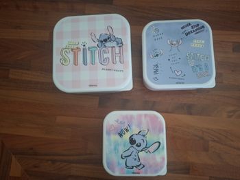 Lot de 3 boîtes en plastique Stitch en excellent état