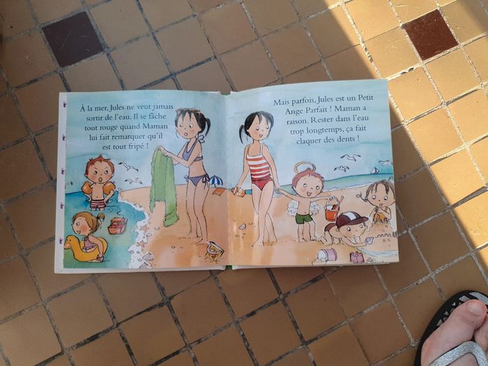 Livre Petit ange parfait - Jules fait des caprices - photo numéro 3