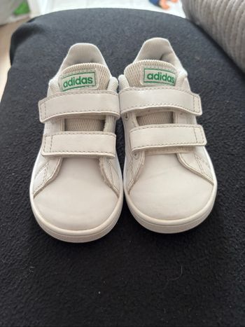 Chaussure enfant adidas