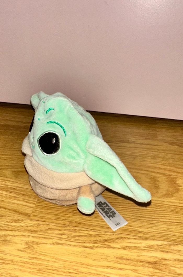 Petite peluche réversible Baby Yoda - photo numéro 3