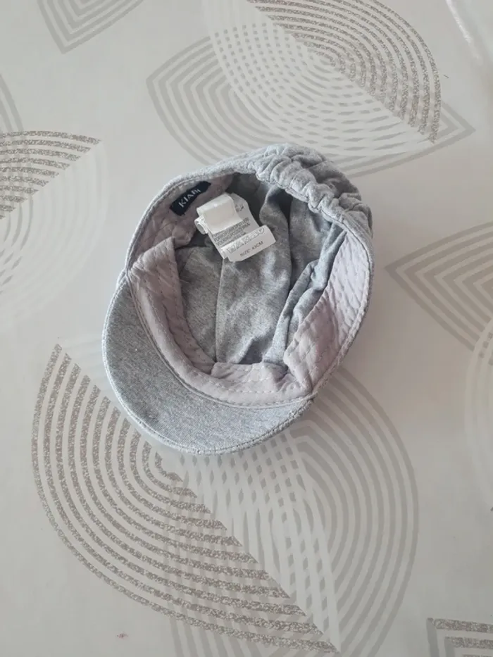 Casquette grise - photo numéro 2