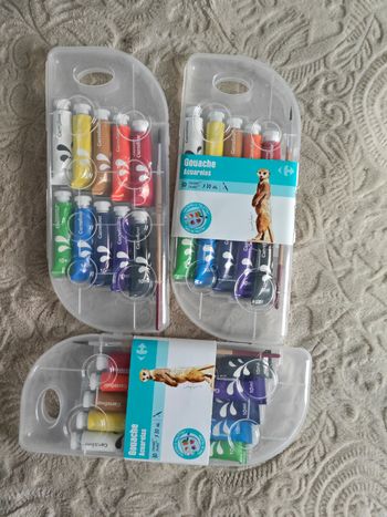 Lot de peinture