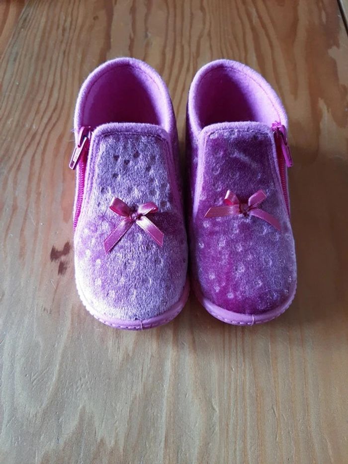 Chaussons pantoufles fille pointure 23