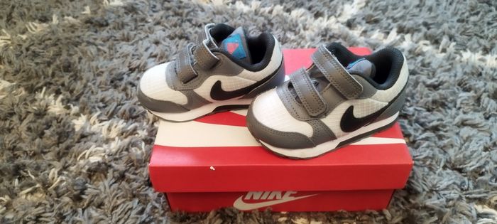 Baskets Nike 22 - photo numéro 7