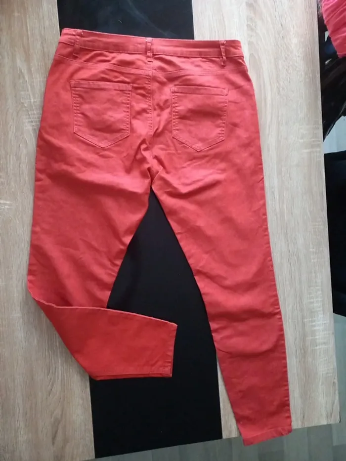 Pantalon femme T42 - photo numéro 4