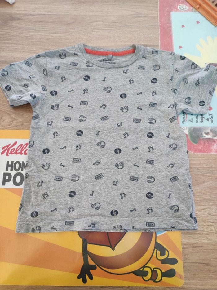 Lot 4 tee shirt 6 ans - photo numéro 5