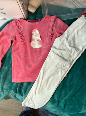 Pyjama velours pingouin 8 ans