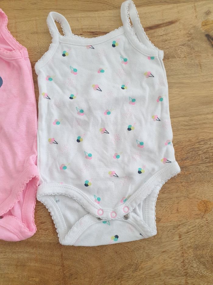 Lot 3 bodies bretelles - photo numéro 4