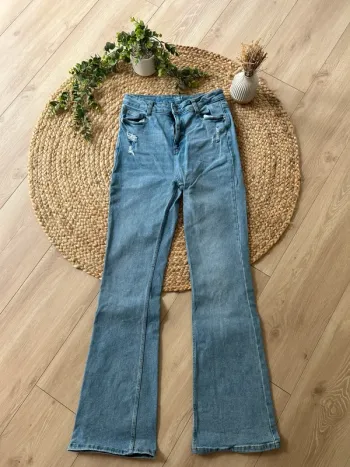Jean flare Kiabi taille 38