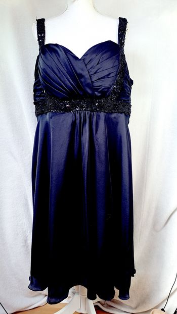 Robe soirée ou cérémonie taille 50 noir perle jujube et Christine