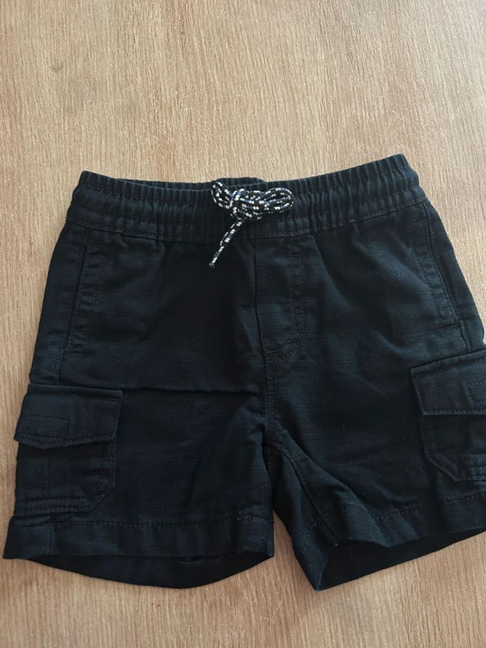 Short noir • Kiabi • 3 ans