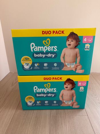 172 couches Pampers baby dry taille 4