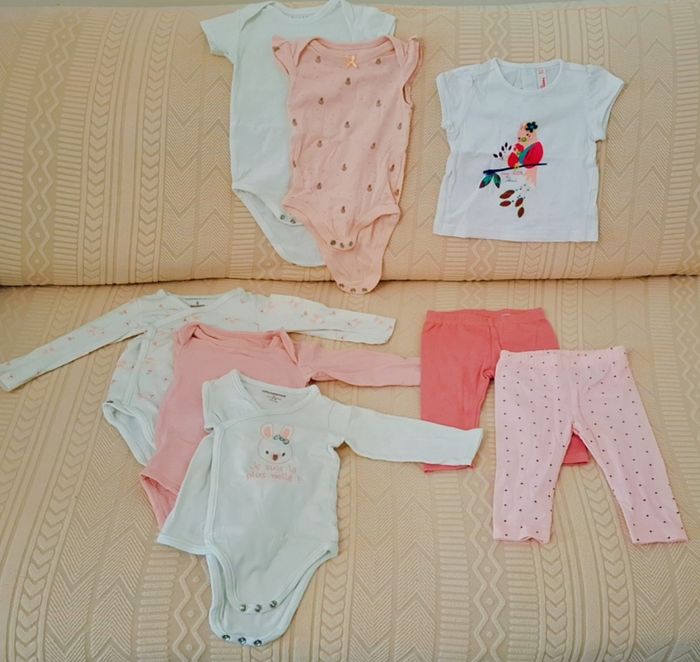 Lot vêtements bébé fille