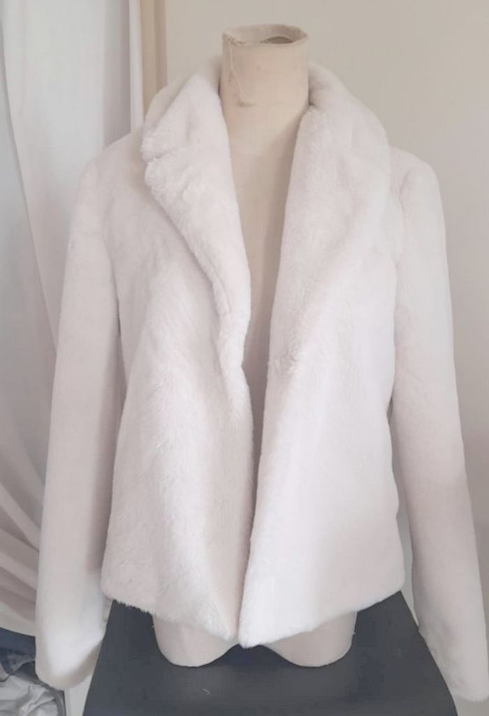 Veste fausse fourrure