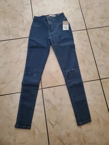 Jean tout neuf skinny taille haute Gemo Taille 34