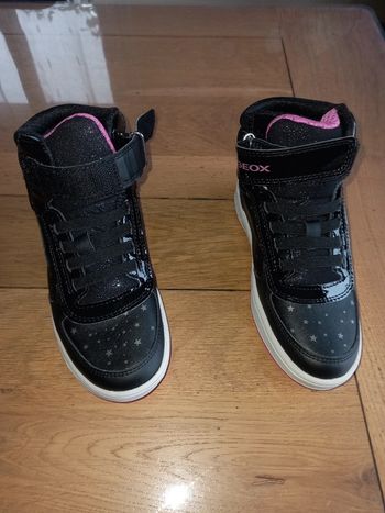 Baskets taille 31
