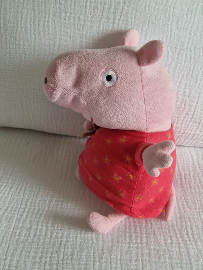 Peluche Peppa Pig - photo numéro 3