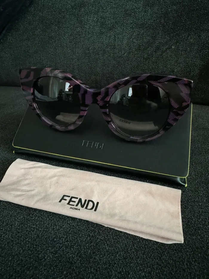 Lunettes de soleil Fendi modèle Fanny - photo numéro 8