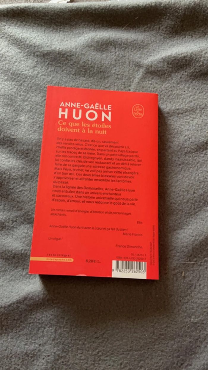 #ce que les étoiles doivent à la nuit Anne Gaëlle Huon. ) - photo numéro 3