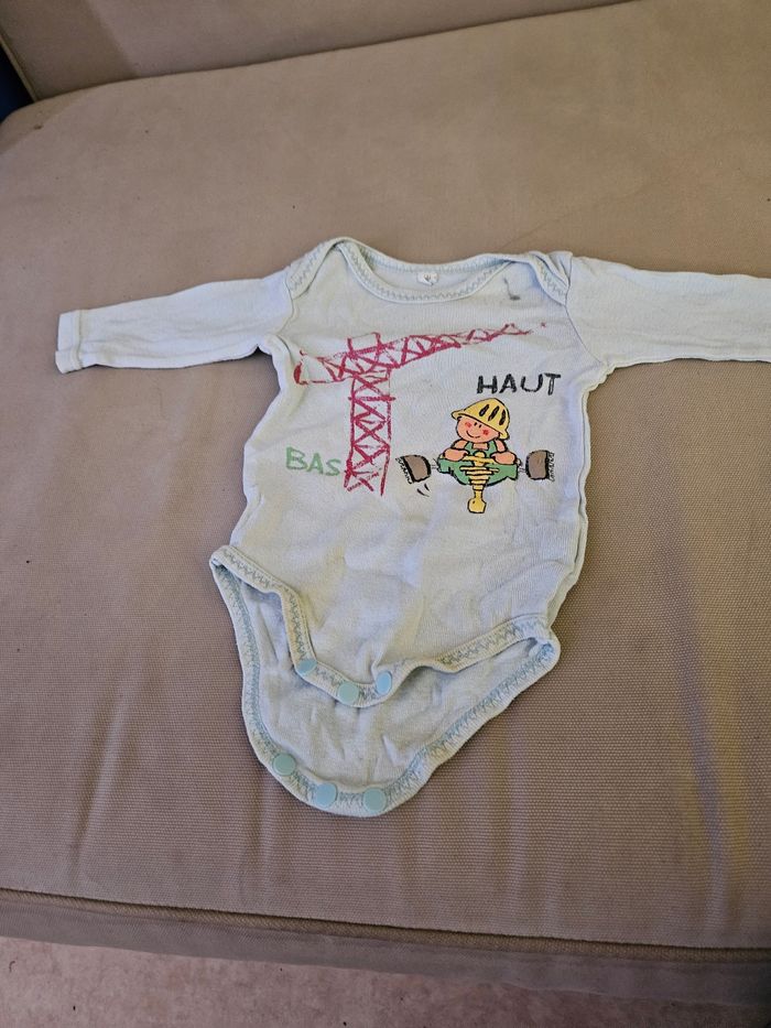 Vêtements garçon  3 mois - photo numéro 2