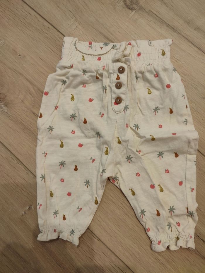 Lot pantalons fille 3 mois - photo numéro 6