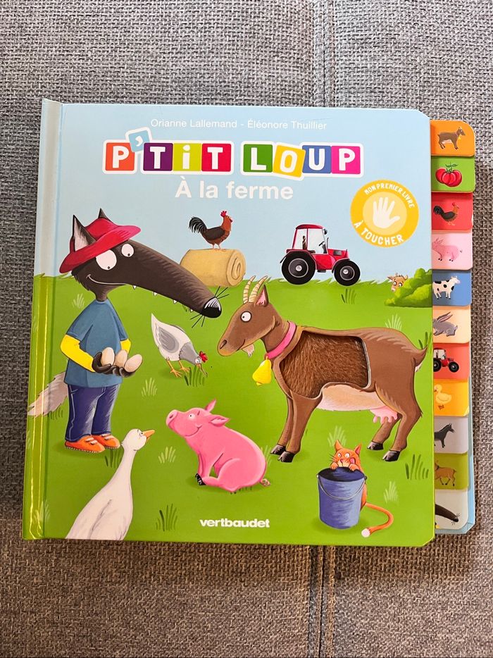 Livre à toucher « P’tit loup à la ferme »