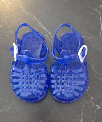 Sandale méduse taille 20