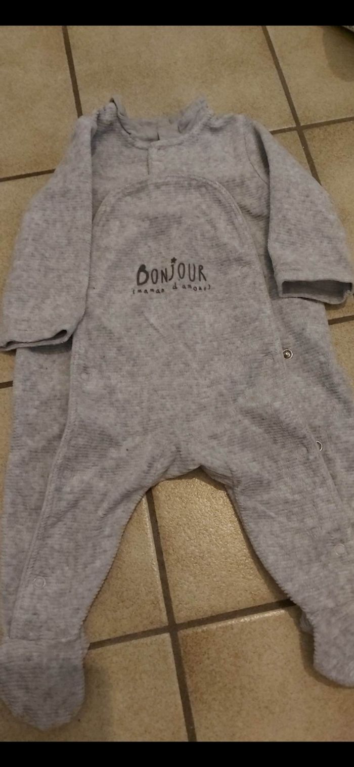 Lot de 14pyjamas 3mois - photo numéro 4