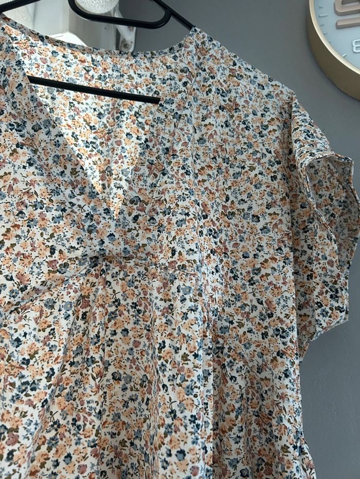 Robe à fleurs - photo numéro 2