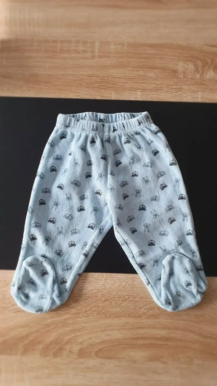 Pyjama hiver 2 pièces 6 mois - photo numéro 3