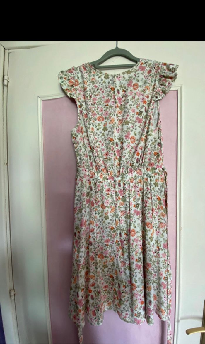 Robe femme - photo numéro 2