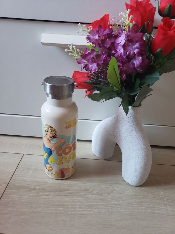 Gourde 🎀 1€ - photo numéro 2