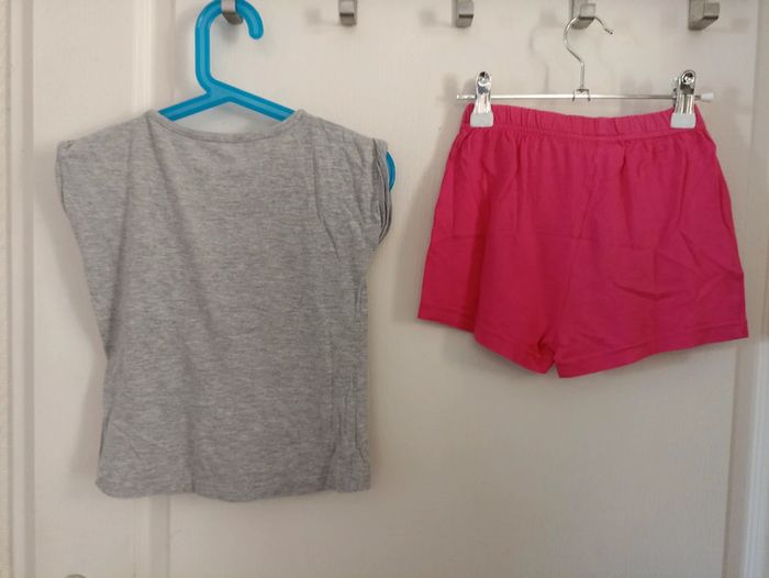 Pyjama short schtroumpfette 5 ans - photo numéro 4